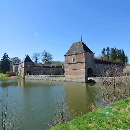 Magnificent In Gesves With Sauna *